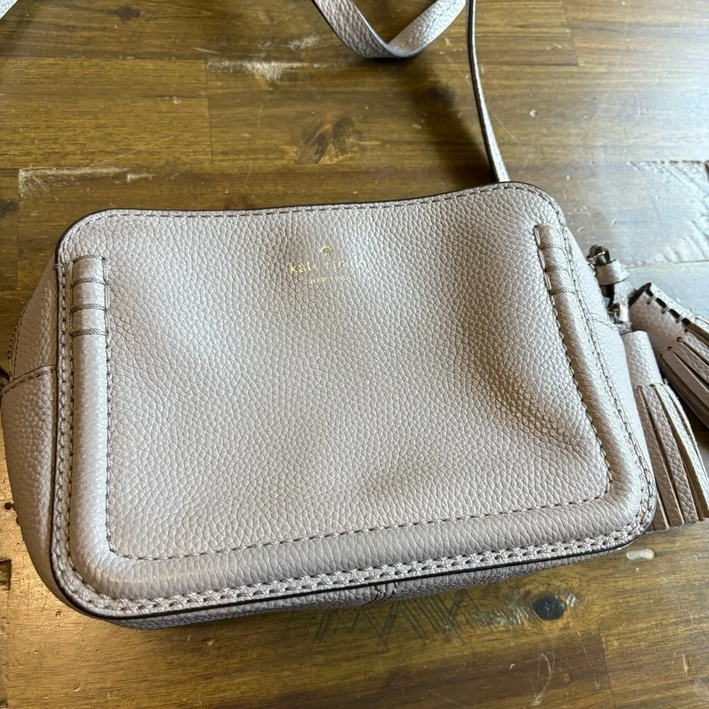 Kate Spade Orchard Street Arla Cityscape Gray Crossbody Tassel Travel Classic